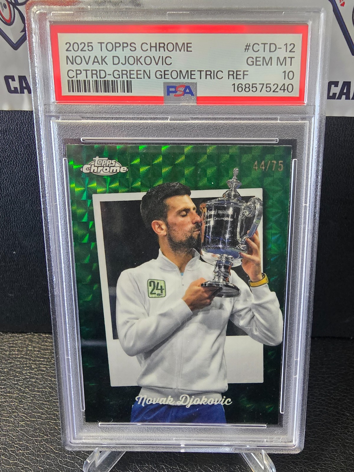 2025 Topps Chrome Green Geometric Refractor /75 NOVAK DJOKOVIC PSA 10 POP 2 2025 Topps Chrome Green Geometric Refractor /75 NOVAK DJOKOVIC PSA 10 POP 2