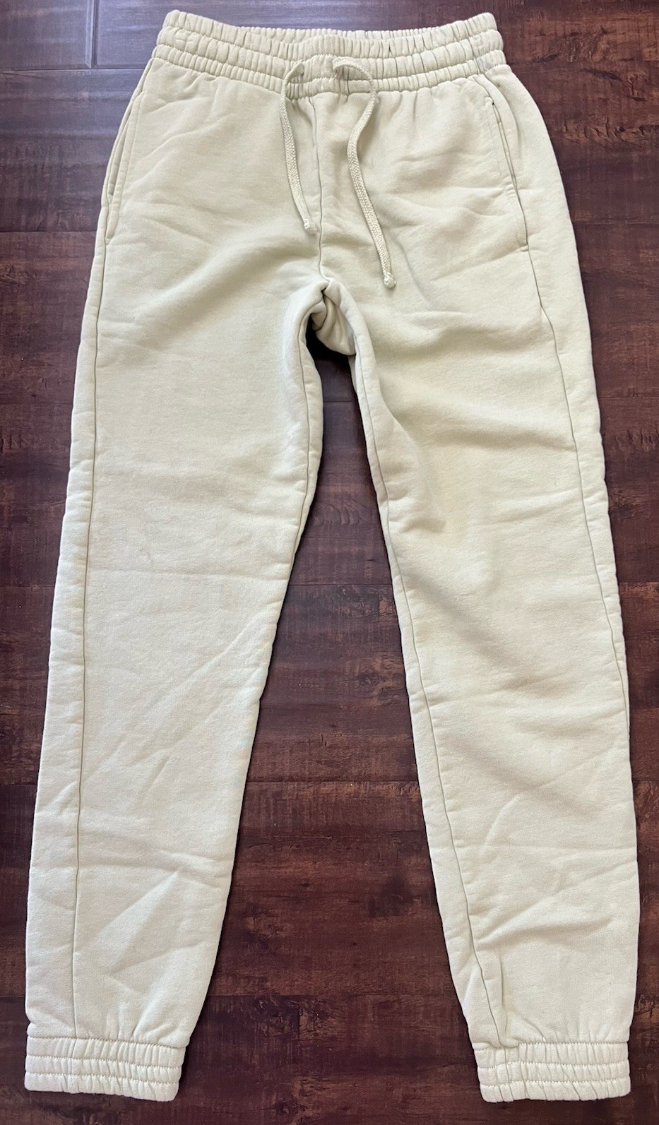 NWOT REFORMATION Jeans Sweatpants JOGGER Mid Rise Made in USA Elastic Waist XS NWOT REFORMATION Jeans Sweatpants JOGGER Mid Rise Made in USA Elastic Waist XS