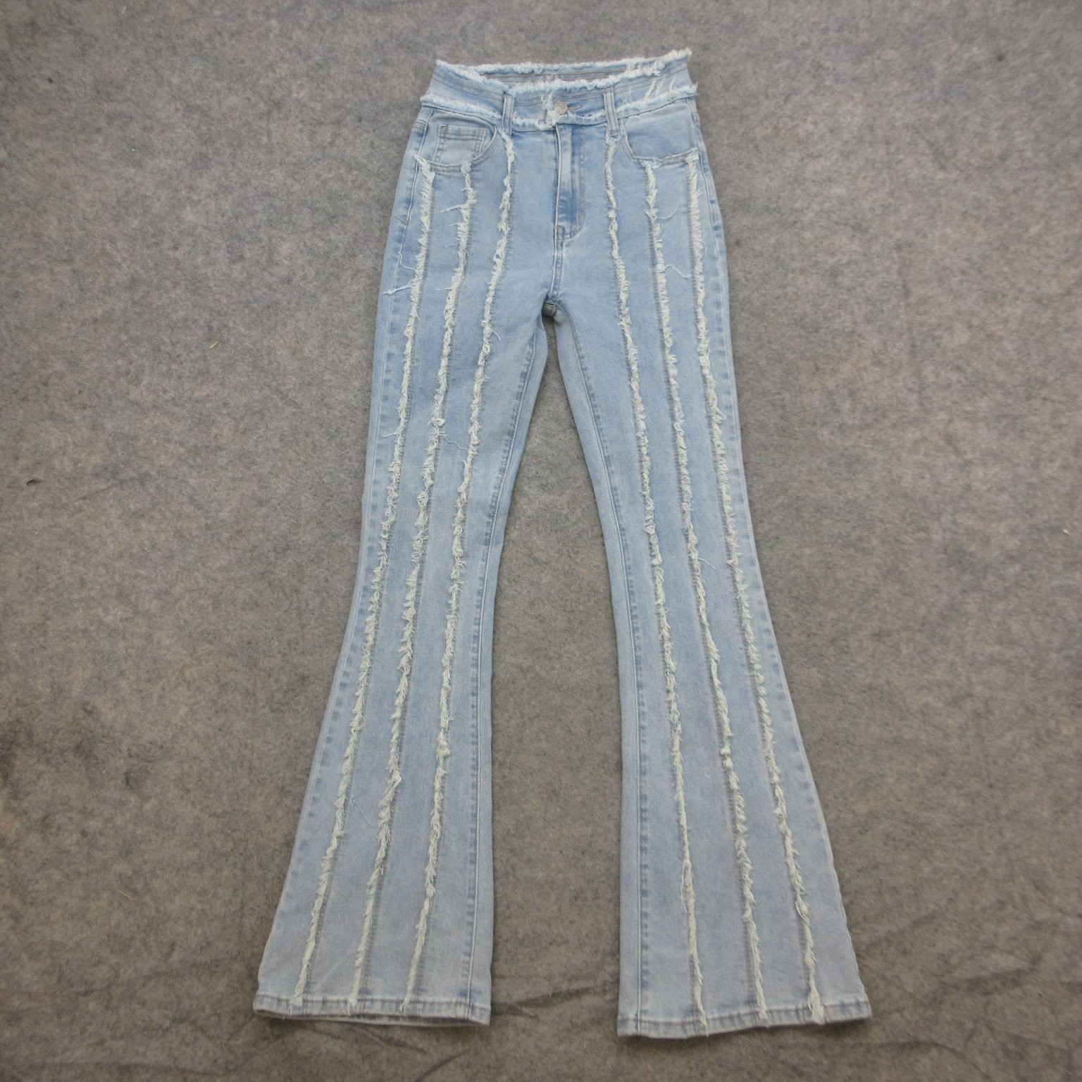 SHEIN Jeans Women’s Light Wash Size 2 High Rise Flare Frayed Hem Stretch