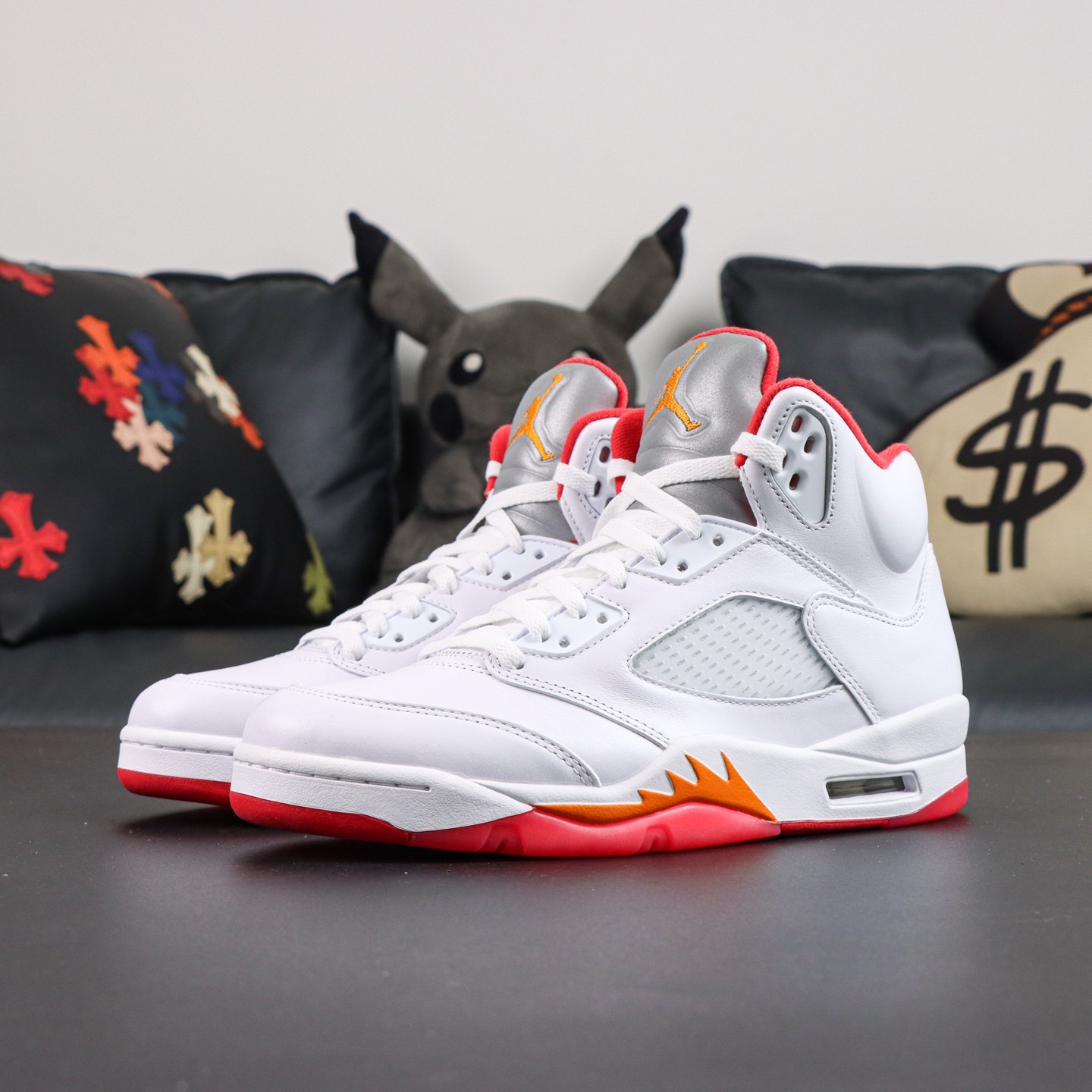 WMNS NK AJ5 Sunset 2026 IV5678-102 White Orange Red Just Released in Hand WMNS NK AJ5 Sunset 2026 IV5678-102 White Orange Red Just Released in Hand