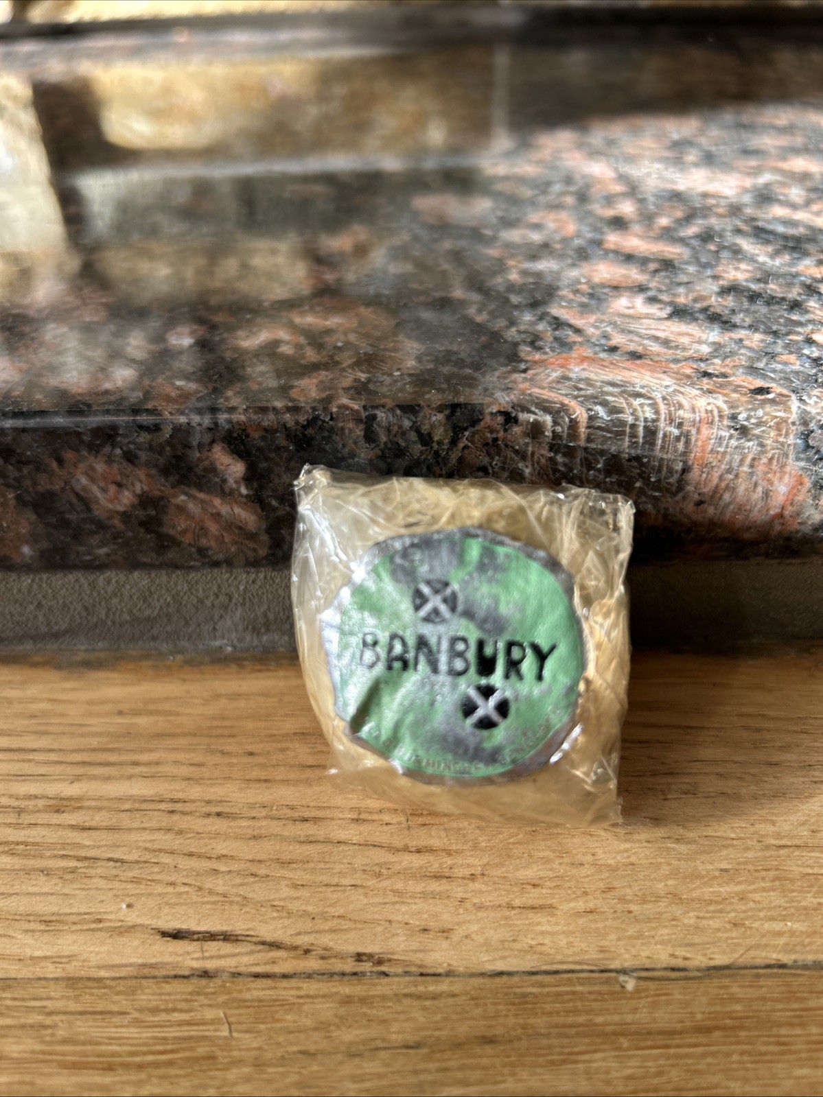 VINTAGE BANBURY/ENGLAND GOLF BALL STILL IN ORIGINAL CELLOPHANE VINTAGE BANBURY/ENGLAND GOLF BALL STILL IN ORIGINAL CELLOPHANE