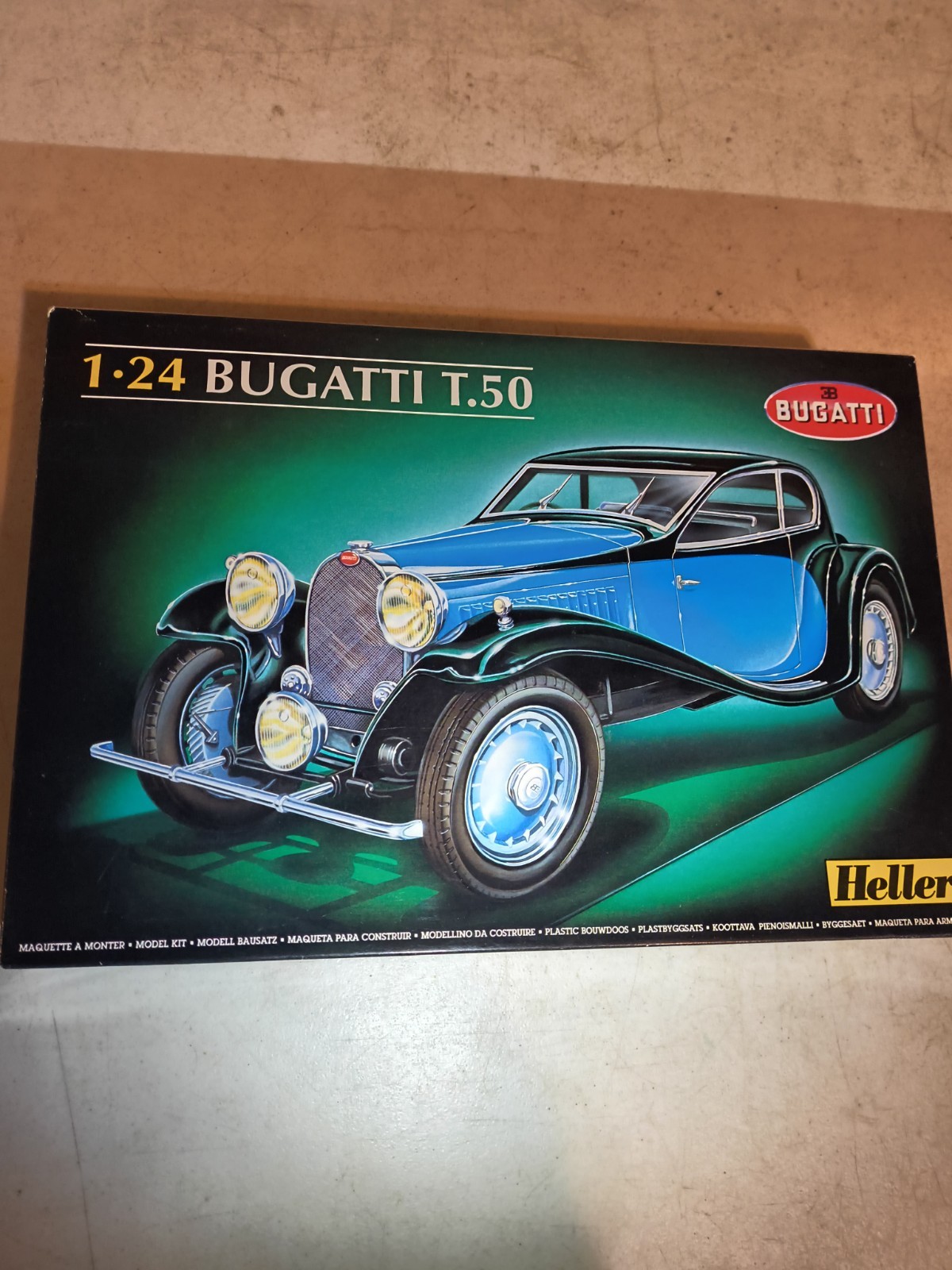 A17E Heller Humbrol Bugatti T-50 Model Car Kit Unassembled 1:24 Complete 80706