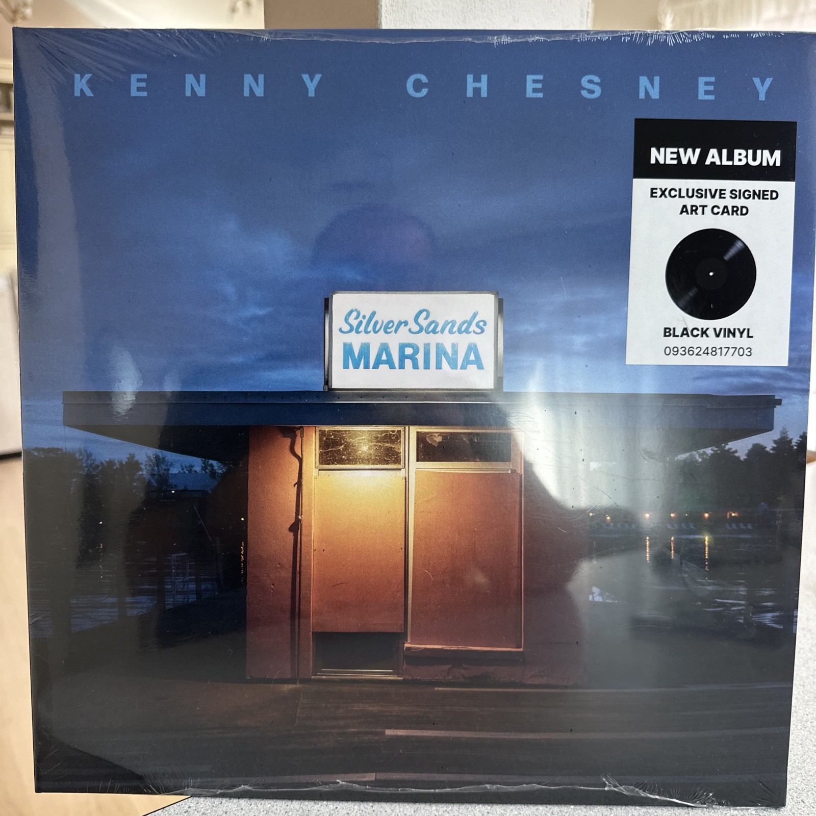 KENNY CHESNEY SIGNED VINYL SILVER SANDS MARINA AUTOGRAPHED ART CARD - PRE-ORDER