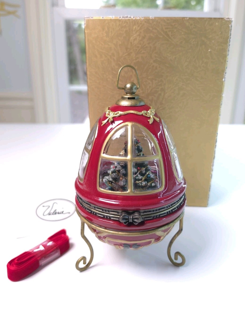 Valerie Parr Hill Mr Christmas Windows Musical Lighted Trinket Box Ornament Valerie Parr Hill Mr Christmas Windows Musical Lighted Trinket Box Ornament