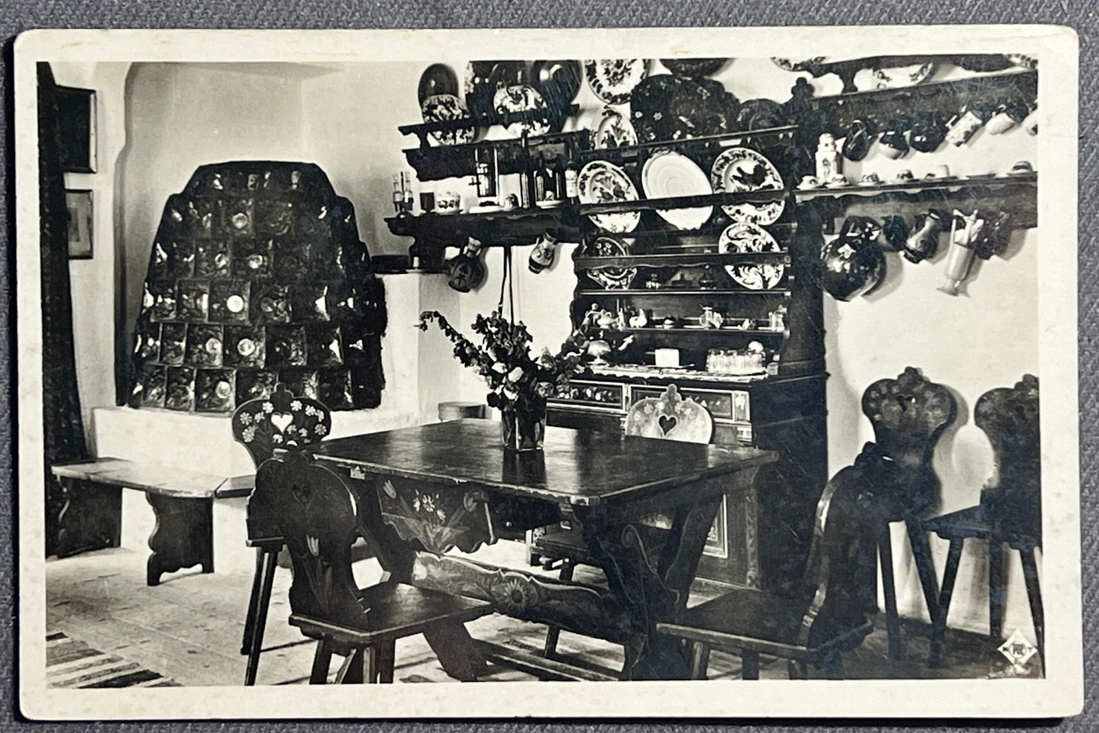 Antique 1900\'s RPPC Hungarian Jarmers Sitting Room Postcard  Rotophot 565