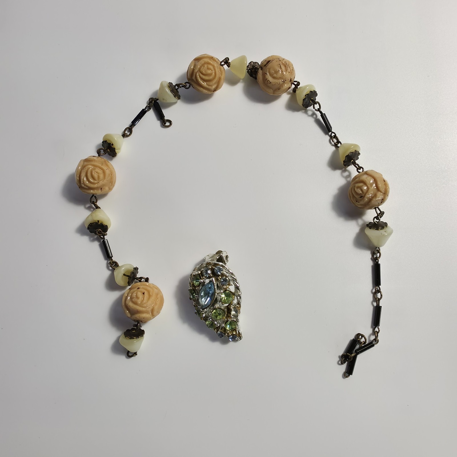 Neiger Bros Czech Uranium Jewelry Slag Glass Necklace & Earring For Parts Repair Neiger Bros Czech Uranium Jewelry Slag Glass Necklace & Earring For Parts Repair