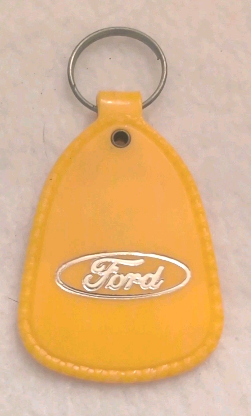 Vintage Jacks Ford Jeep Inc Sarver PA Dealer Keychain Yellow Vinyl Key Fob Auto