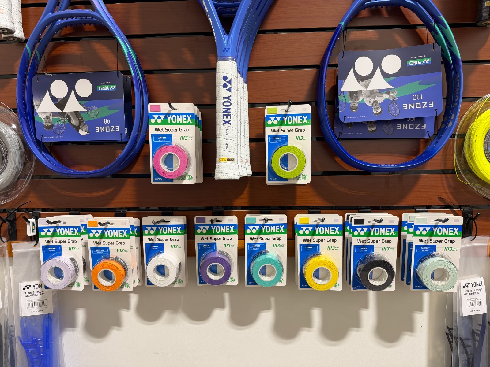 Yonex, Wet Super Grap Tennis Over Grips, 3 pack set, 8 colors, Authorized Dealer