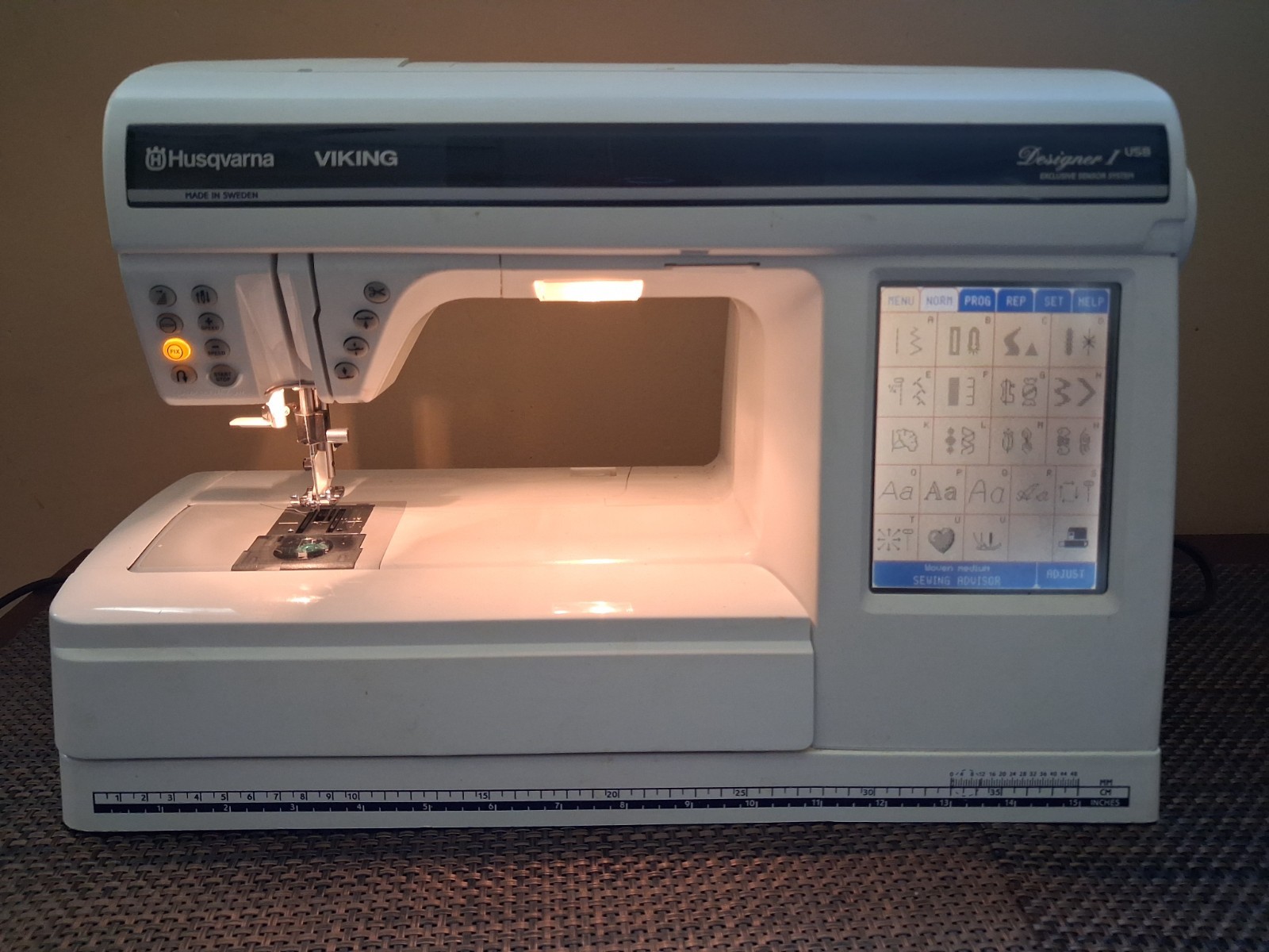 Husqvarna Viking Designer 1 Computerized Sewing Embroidery Machine Bundle Husqvarna Viking Designer 1 Computerized Sewing Embroidery Machine Bundle
