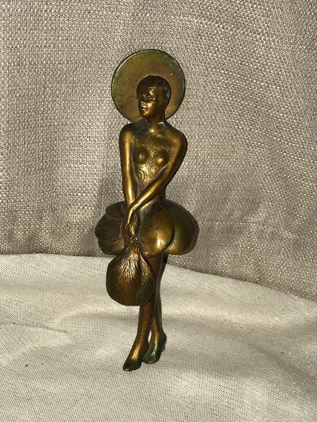 Antique French Spelter Fan Dancer Figurine Girl Danseuse à l'éventail c1930