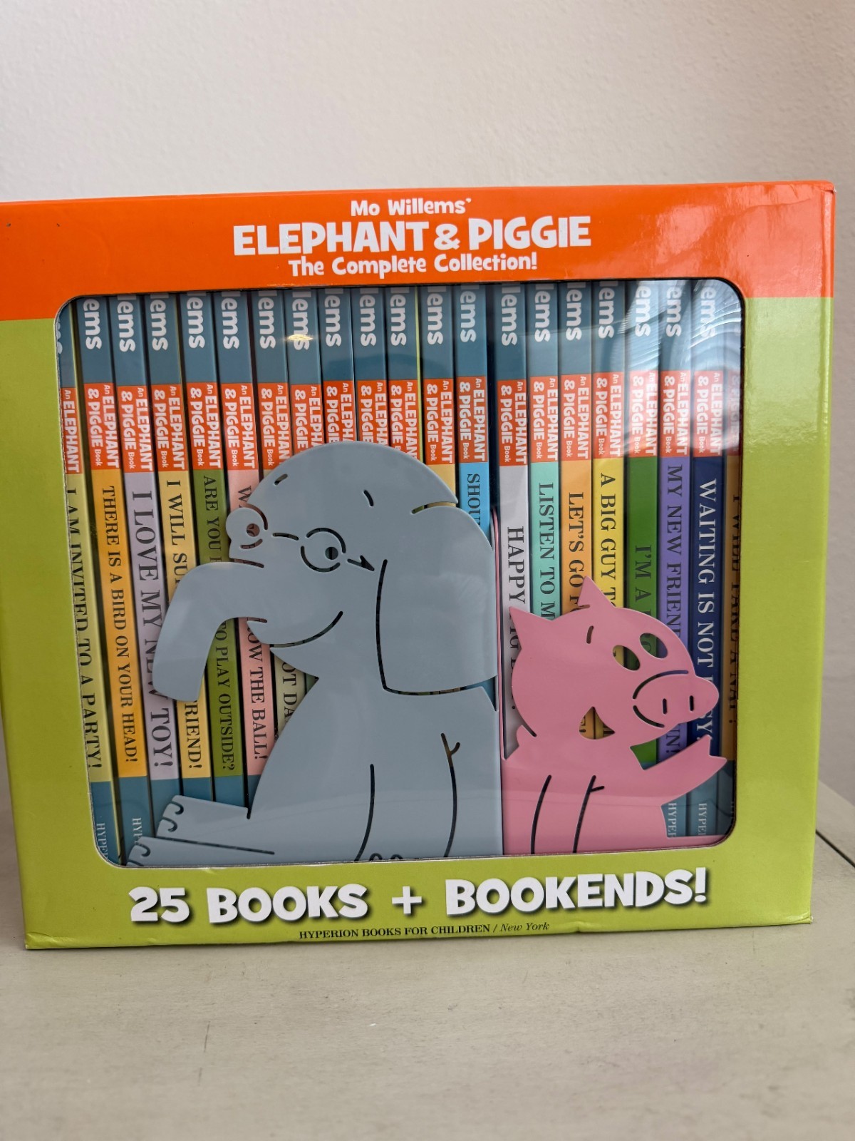 Elephant & Piggie Book Set:  Complete Collection 25 Books & Bookends Mo Willems