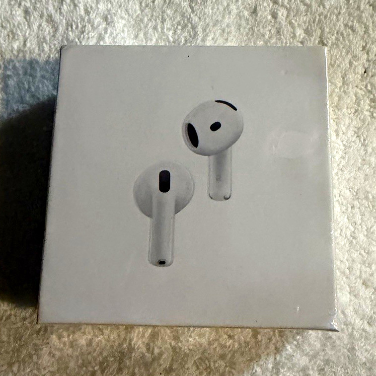 Apple AirPods 4th Gen In-Ear Bluetooth Wireless ANC Earbuds, White A3055