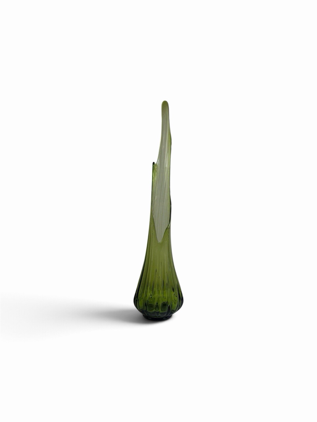 Vtg L E Smith 30” Avocado Green Simplicity Ribbed Swung Vase Fat Bottom Vtg L E Smith 30” Avocado Green Simplicity Ribbed Swung Vase Fat Bottom
