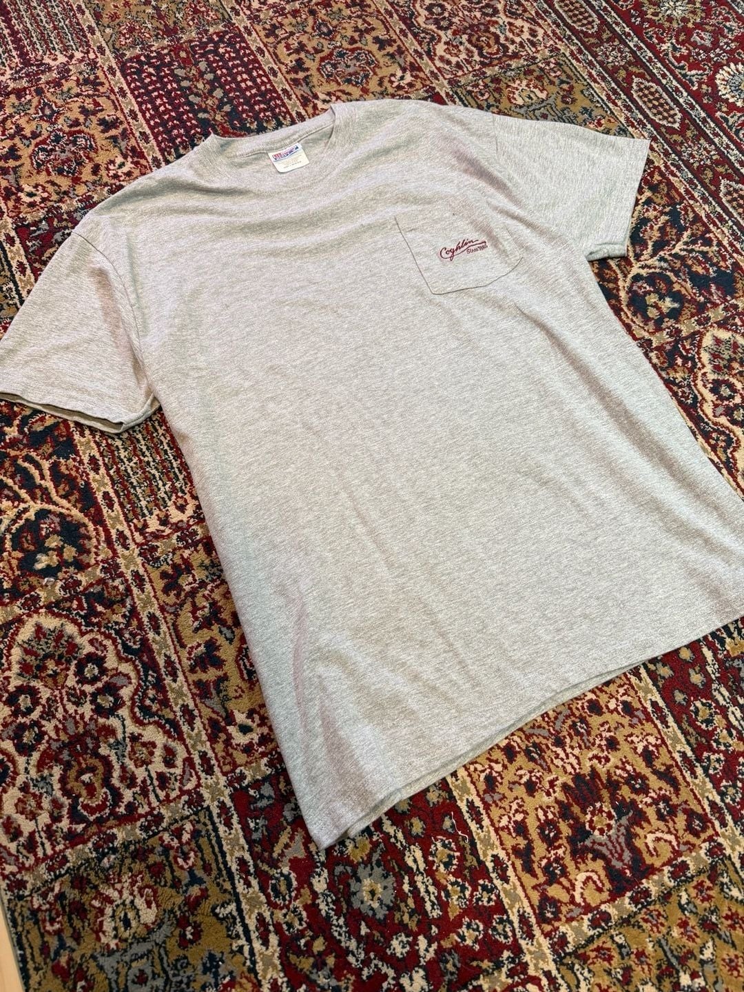 Hanes Beefy-T Coghlin Since 1885 Pocket T-Shirt Size L Gray Cotton Hanes Beefy-T Coghlin Since 1885 Pocket T-Shirt Size L Gray Cotton