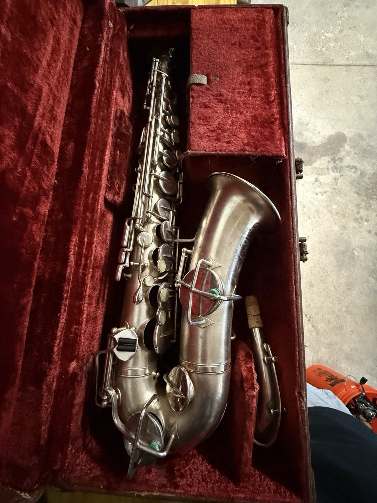 Vintage Buescher True Tone Low Pitch Saxophone Silver Vintage Buescher True Tone Low Pitch Saxophone Silver