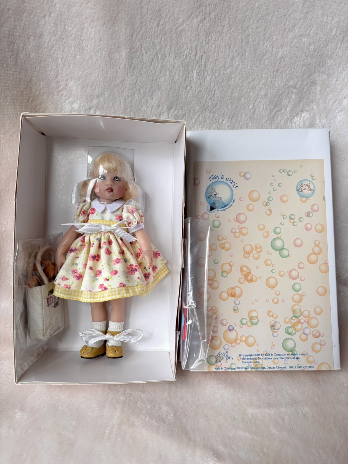 Helen Kish/ Riley’s World / Idex Susie / 2006 LE Convention Exclusive MIB