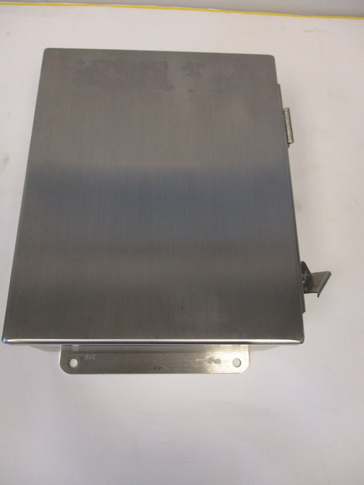 HOFFMAN A1008CHNFSS6 SS ENCLOSURE, TYPE 3R, 4, 4X, 12. WALL MOUNT J-BOX, 8X4X10\