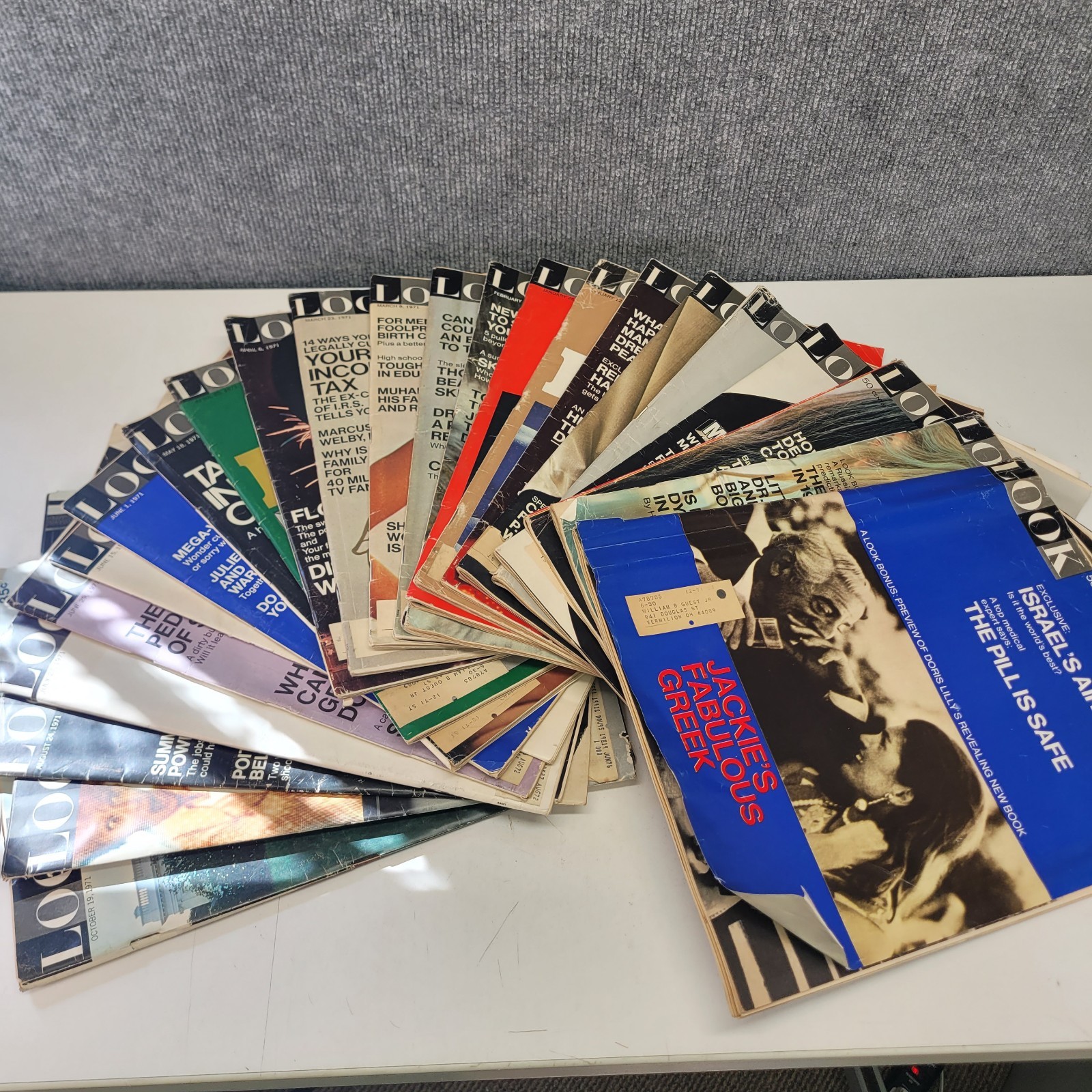 Vintage LOOK Magazine Lot Of 26 Issues 1970s Mid Century Politics Culture Vintage LOOK Magazine Lot Of 26 Issues 1970s Mid Century Politics Culture
