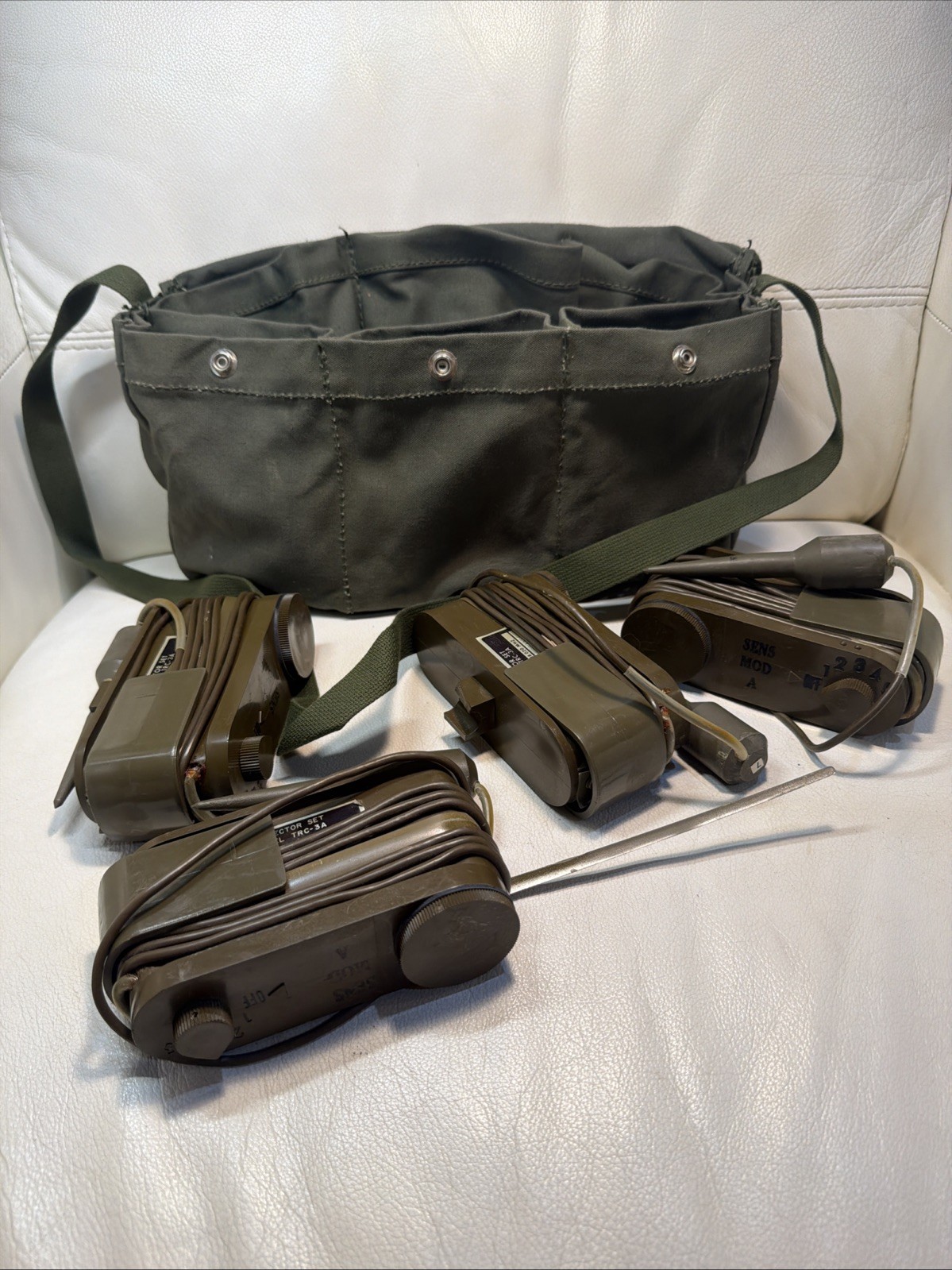 VTG 1969 Military Vietnam Era Vibration Intrusion Detecting Set TRC- 3A W/ Bag