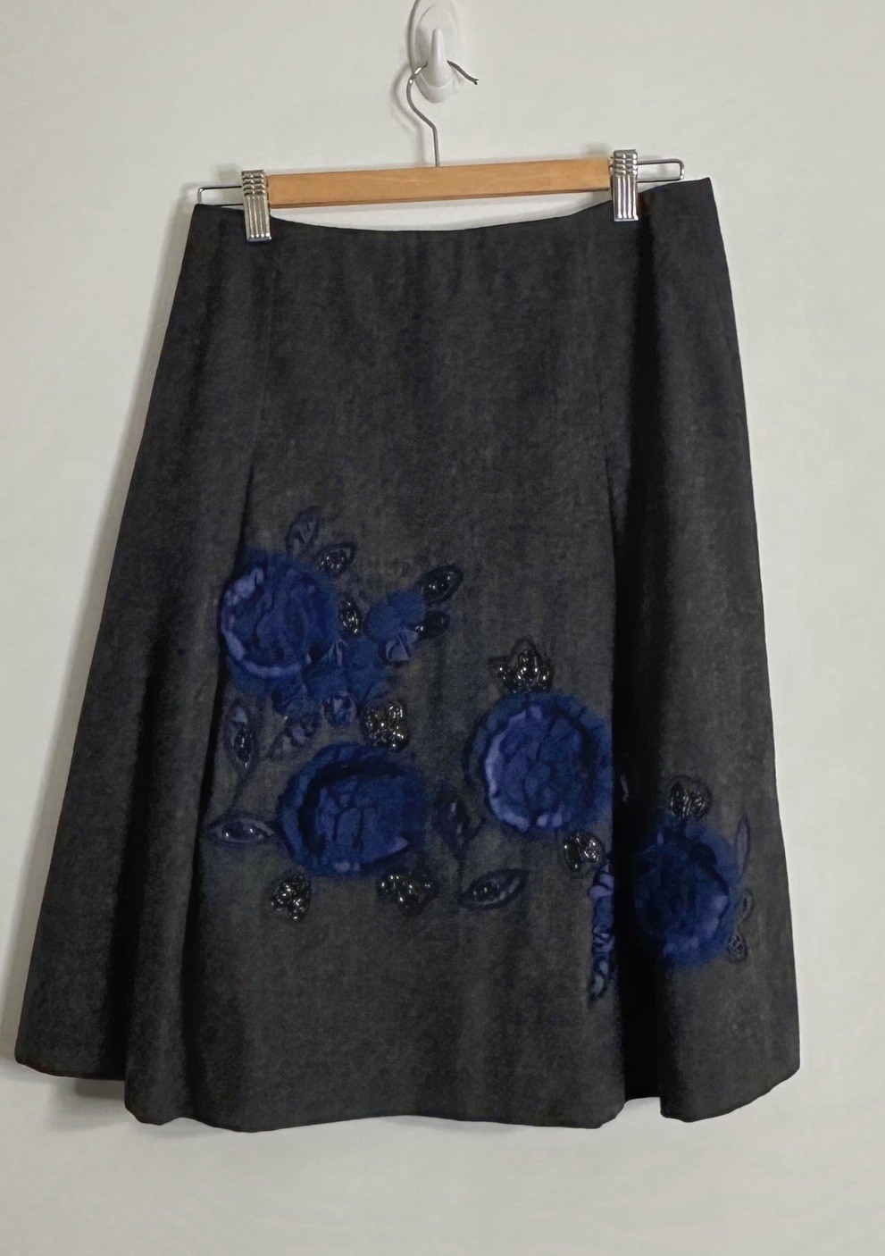 Talbots Collection Wool Blend A-Line Skirt 4 Gray Blue 3D Floral Applique Beaded