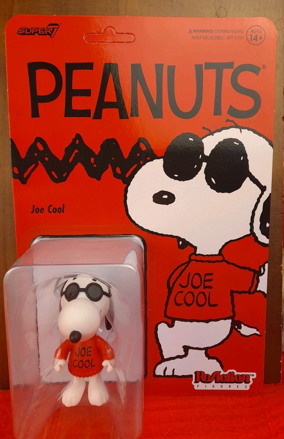 Super7 Peanuts Snoopy Joe Cool ReAction Figure 3.75 inch *Unpunched Super7 Peanuts Snoopy Joe Cool ReAction Figure 3.75 inch *Unpunched