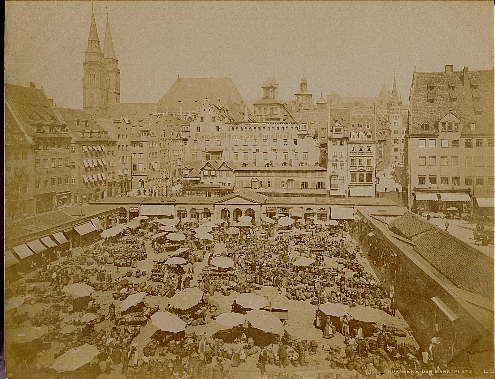 Germany - Shrub Der Markt zu Nuremberg c.1880 - Albumen print J. Hautecoeur