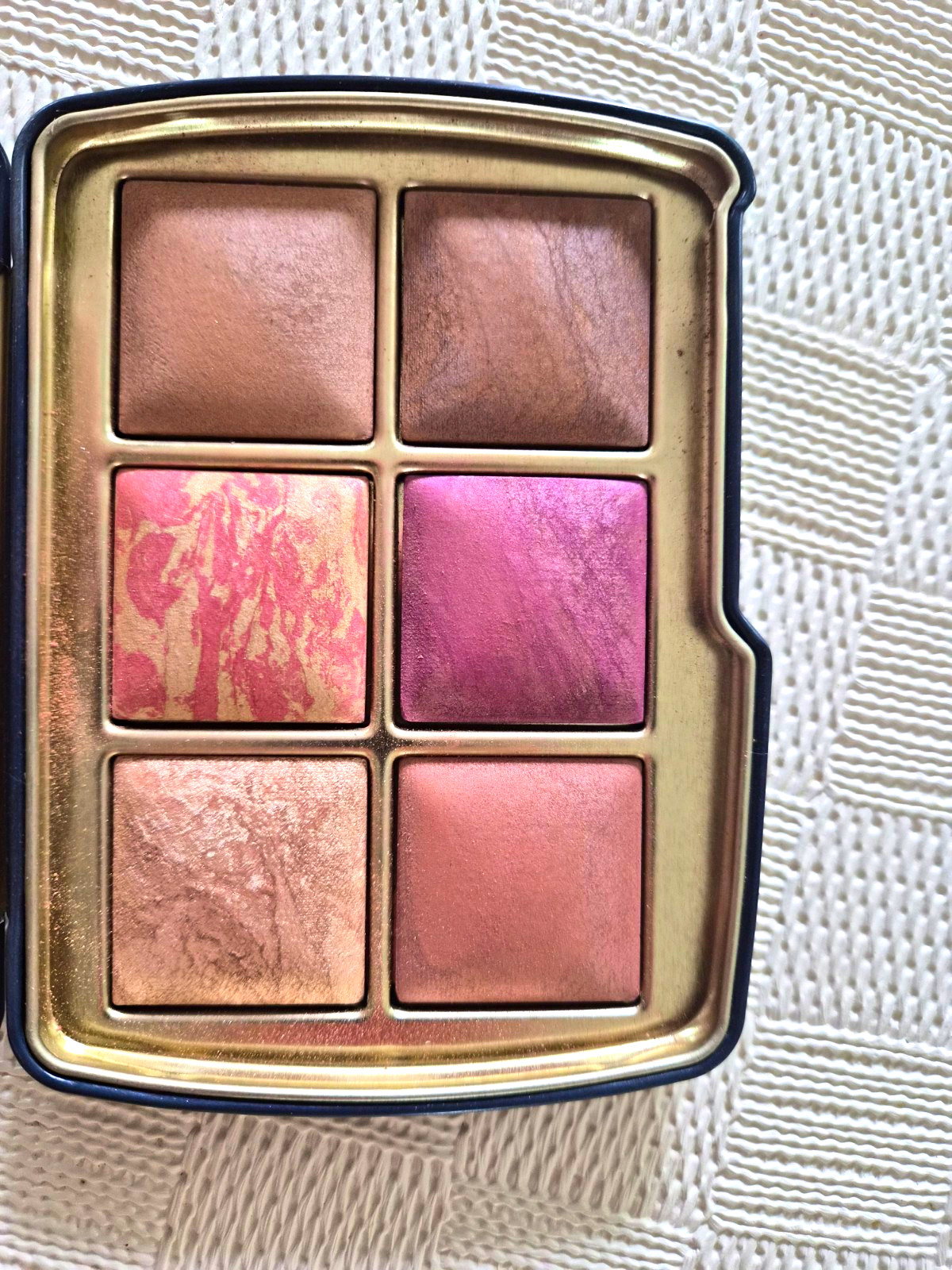 Hourglass Ambient Fox Floral Limited Edition Shimmer Eyeshadow Palette 6 Shades