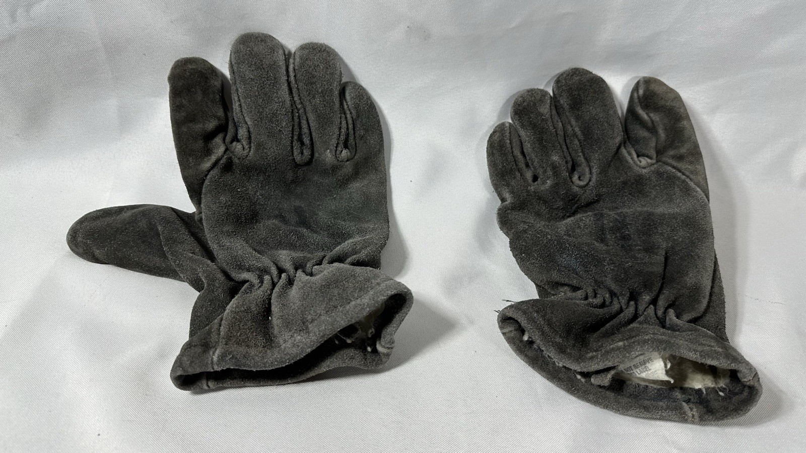 Shelby 5228 Firefighter Gloves Size XL NFPA Structural Turnout Cowhide Gauntlet