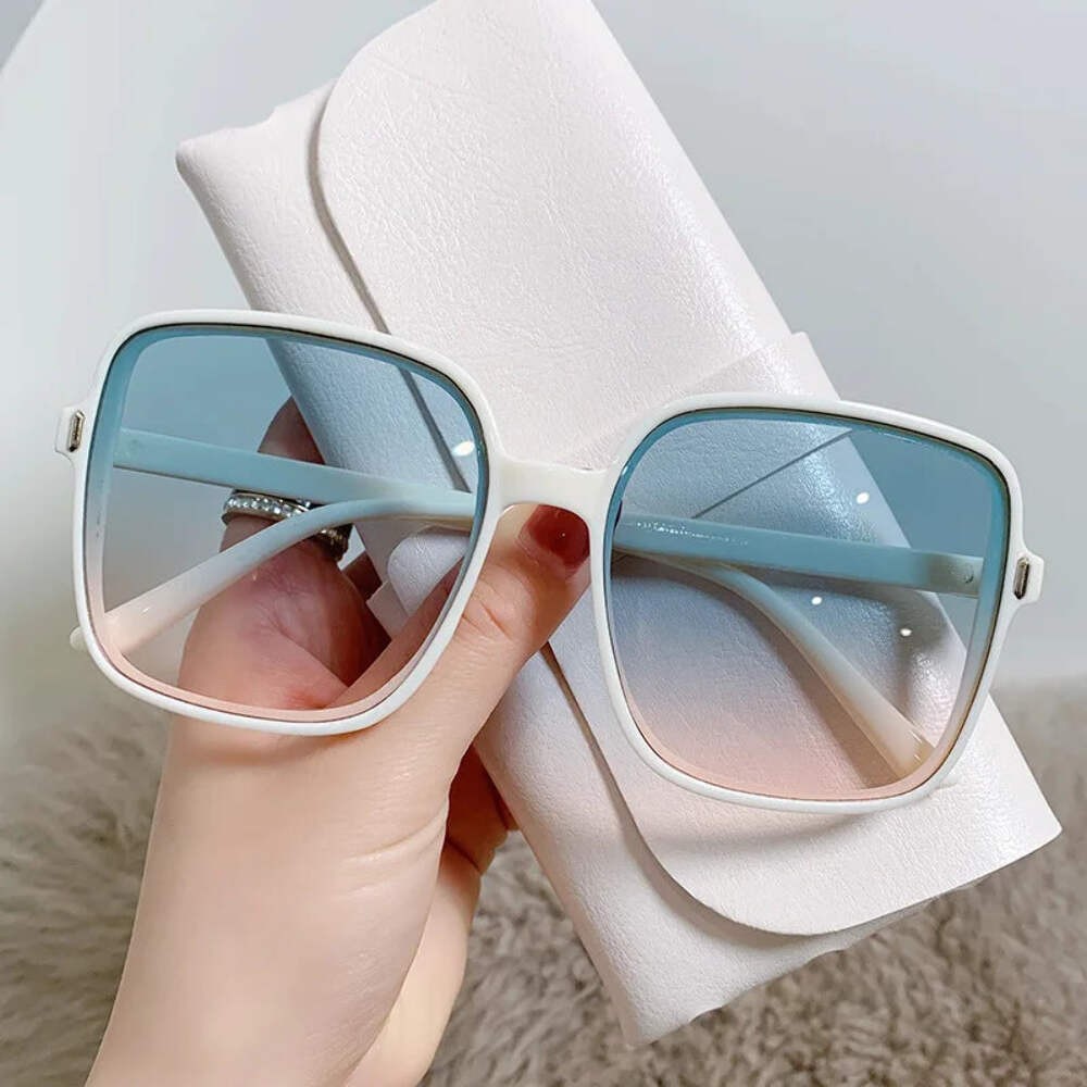 new model Oversized Sunglasses for Women Luxury Vintage Square Sun Glasses Class