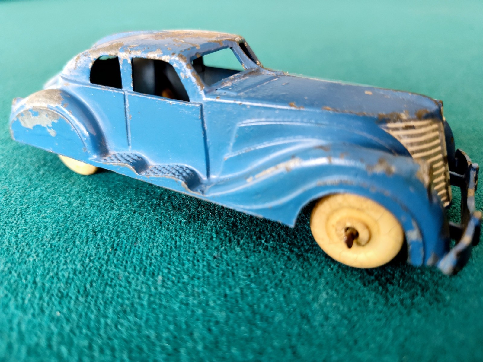1930s - early 1940s Art Deco Era Streamlined Fastback Coupe 1930s - early 1940s Art Deco Era Streamlined Fastback Coupe