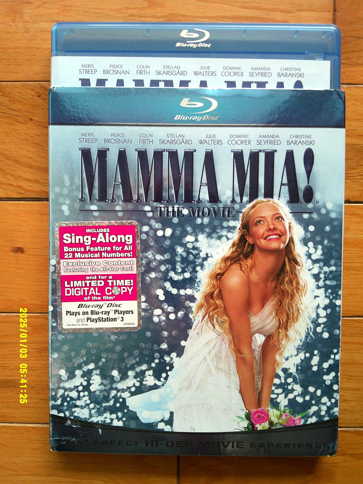 Mamma Mia (Blu-ray + DVD + Sing Along Guide, 2008, 2-Disc Set) *LIKE NEW* Mamma Mia (Blu-ray + DVD + Sing Along Guide, 2008, 2-Disc Set) *LIKE NEW*
