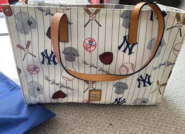 Dooney & Bourke NY Yankee Extra Large Tote Handbag Purse, Never used
