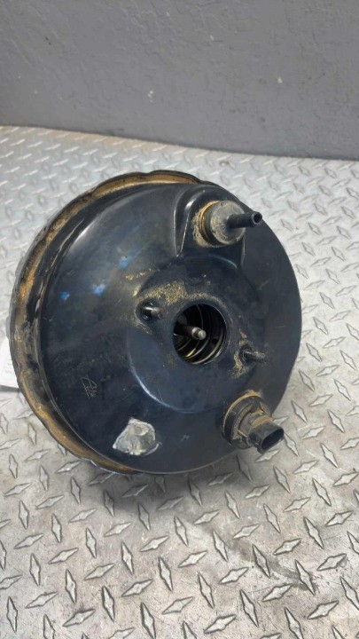 2001-2002 Toyota Sequoia Power Brake Vacuum Booster With Skid Control OEM