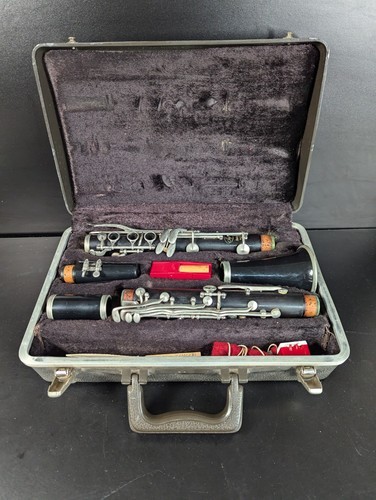 Selmer Signet Clarinet Instrument 100 Vintage With Hard Case