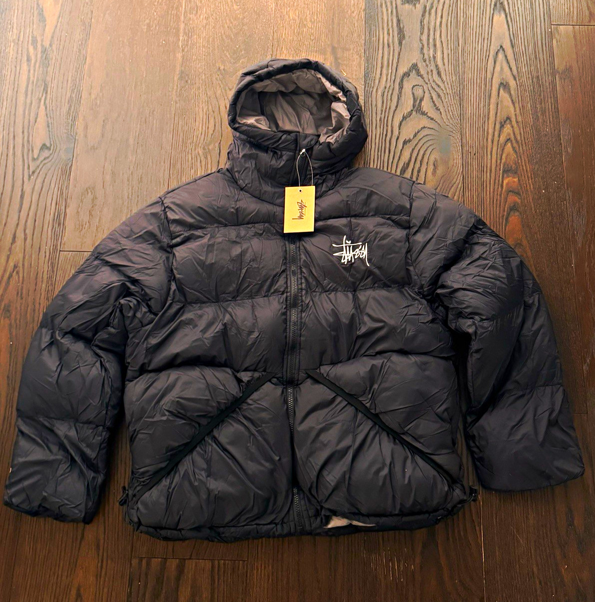 Stussy Black Hooded Puffer Jacket 800 Fill Down Quilted Zip Men’s Size L Stussy Black Hooded Puffer Jacket 800 Fill Down Quilted Zip Men’s Size L