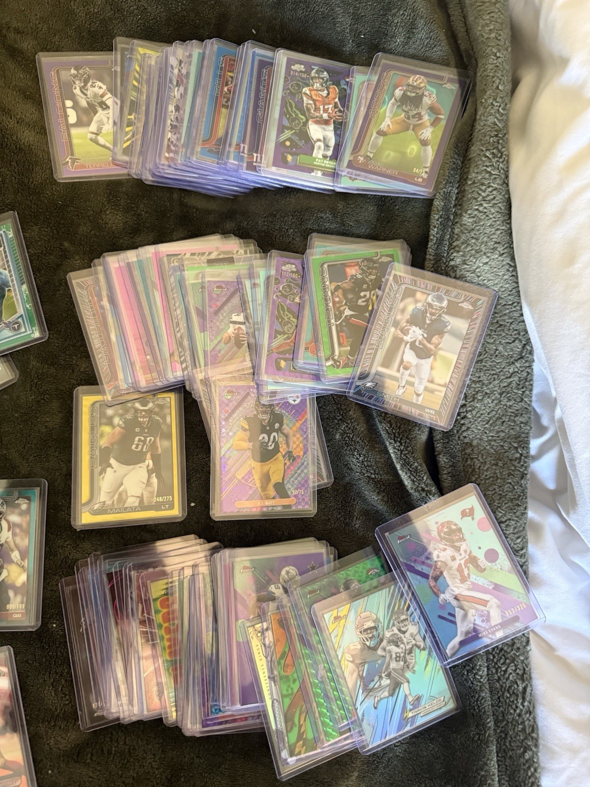 Extremely Large NFL Lot- RC , Rookie Autos, Legends, Modern Stars ALL NUMBERED Extremely Large NFL Lot- RC , Rookie Autos, Legends, Modern Stars ALL NUMBERED