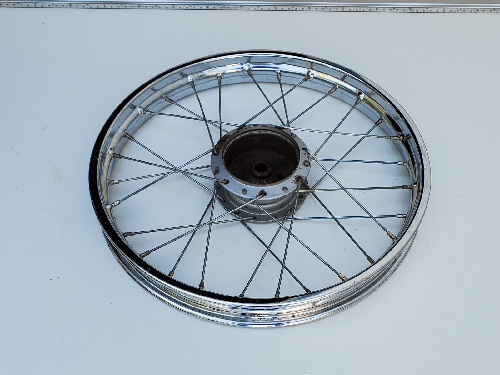 HONDA 42601-147-023 REAR WHEEL NC50 EXPRESS 1977-80 80mm