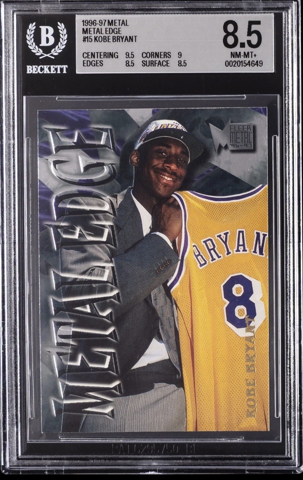 1996-97 Fleer Metal - Metal Edge Kobe Bryant #15 (RC) 1996-97 Fleer Metal - Metal Edge Kobe Bryant #15 (RC)