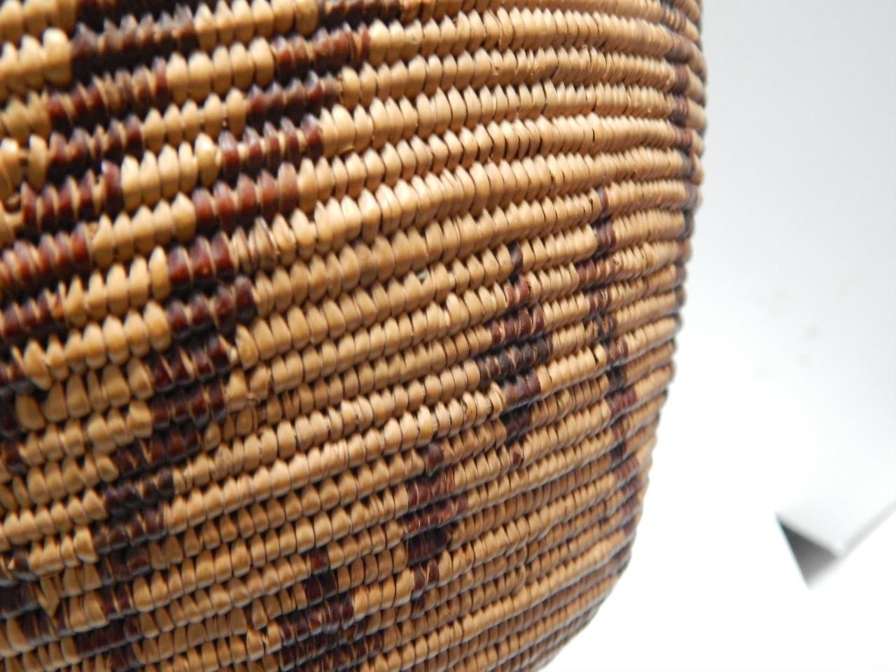 ANTIQUE MAIDU INDIAN CALIFORNIA BASKET - FABULOUS OLD PATINA + FINE - BUY IT NOW