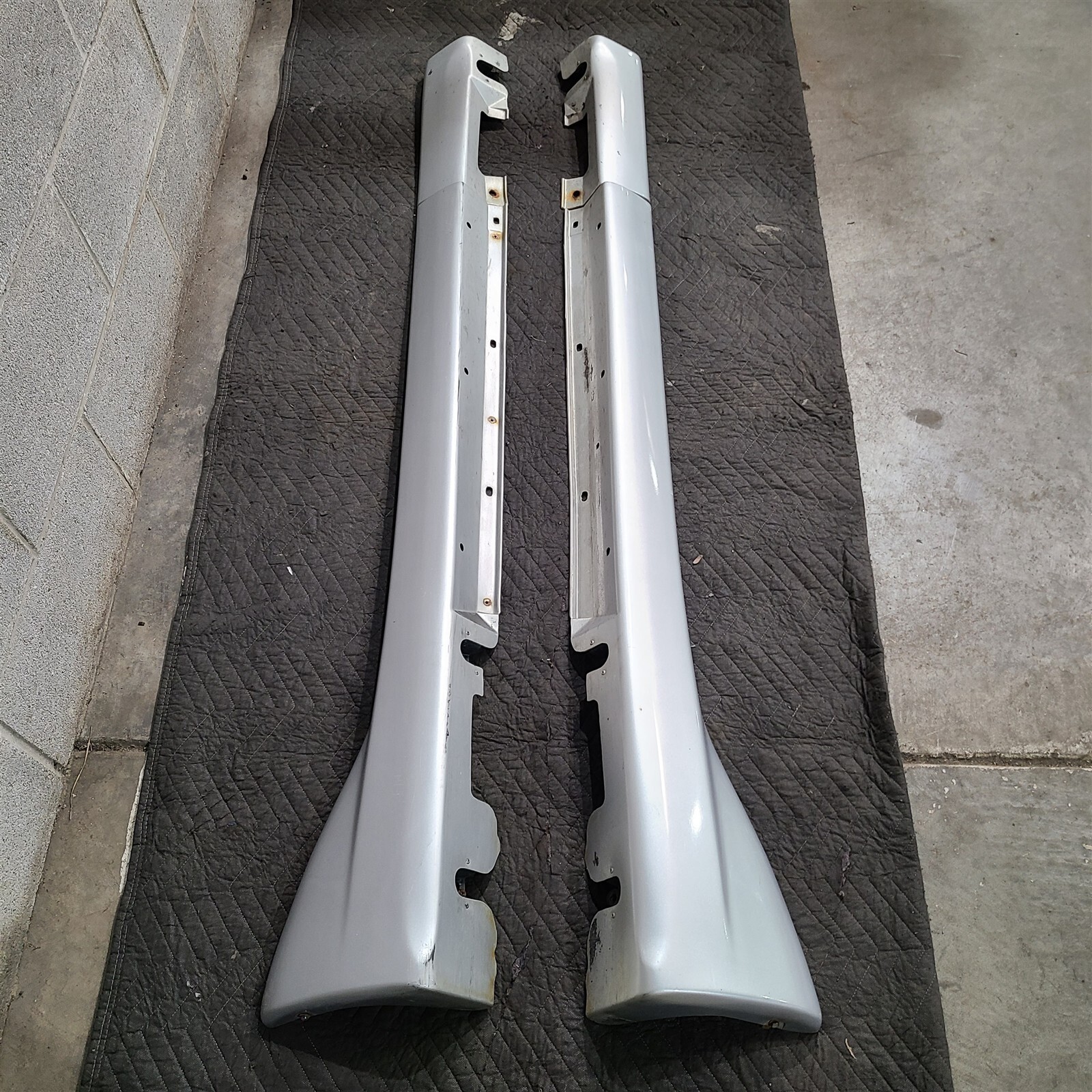 99-05 Mazda Miata MX5 Side Skirt Rocker Trim Panel Set Pair Rh Lh Aa7531 99-05 Mazda Miata MX5 Side Skirt Rocker Trim Panel Set Pair Rh Lh Aa7531