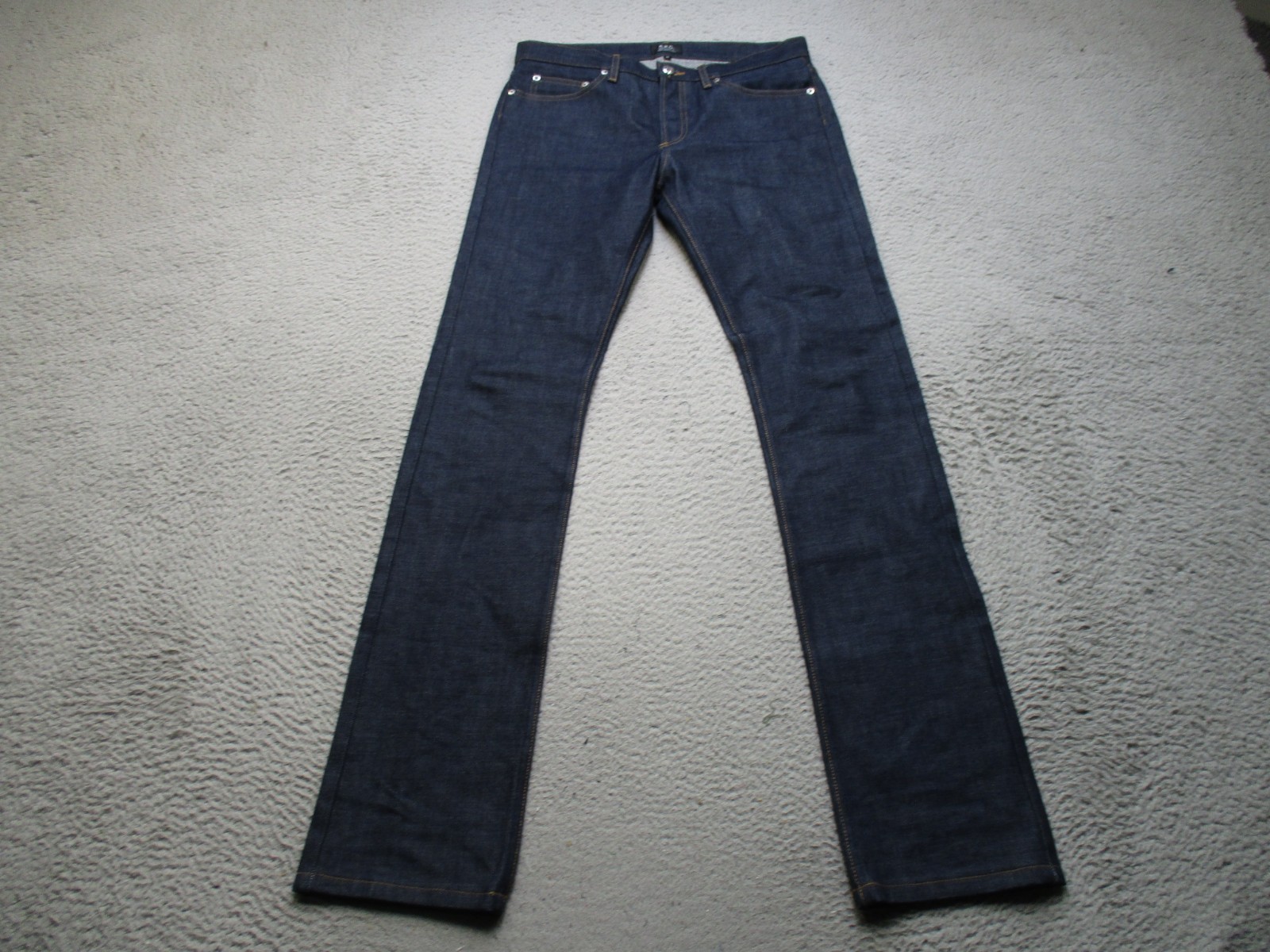 A.P.C. Petit New Cure H Jeans Mens 30 Tres Etroit Slim Fit Button Fly Raw Denim A.P.C. Petit New Cure H Jeans Mens 30 Tres Etroit Slim Fit Button Fly Raw Denim
