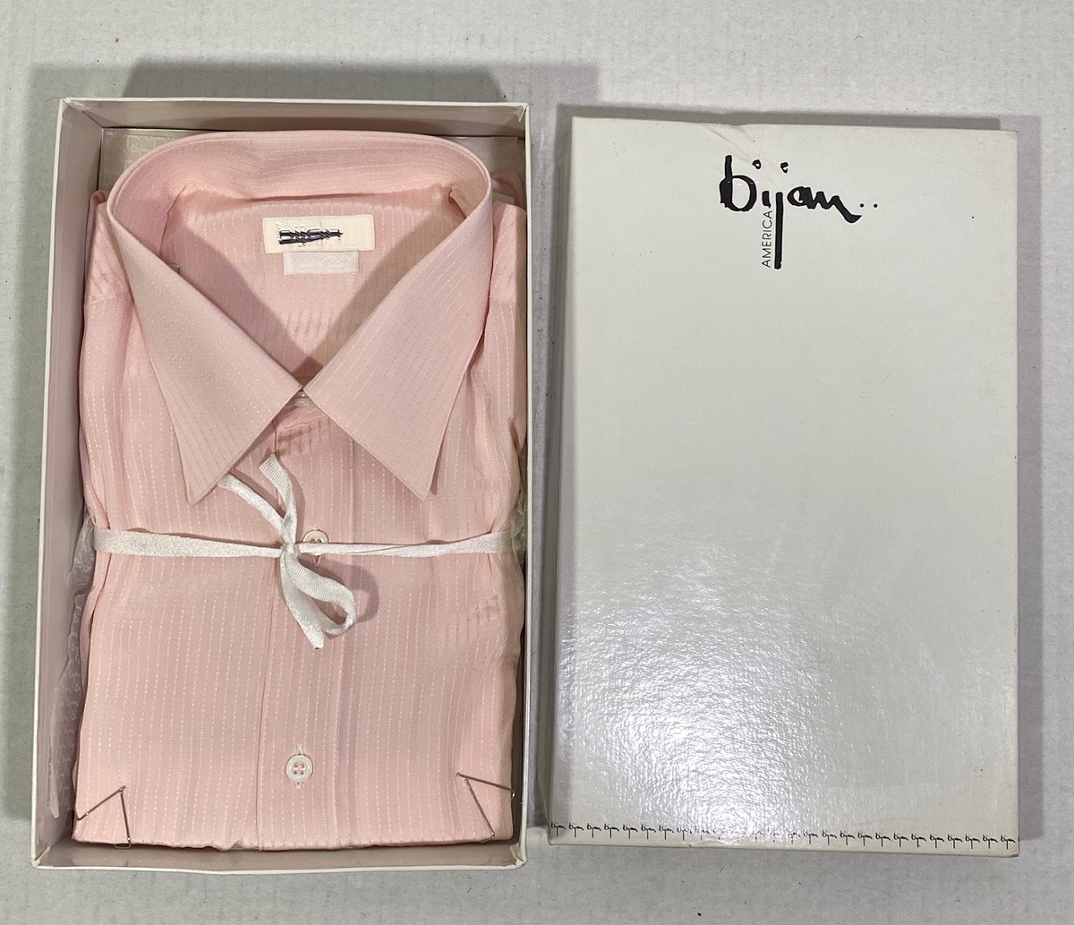 Bijan Silk Shirt pink new in box 16.5