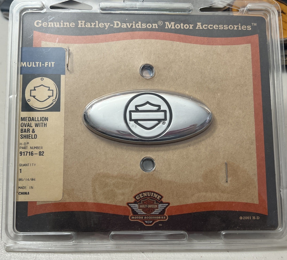 Harley Davidson Medallion Oval w/Bar & Shield #91716-02 Multi-Fit New Harley Davidson Medallion Oval w/Bar & Shield #91716-02 Multi-Fit New