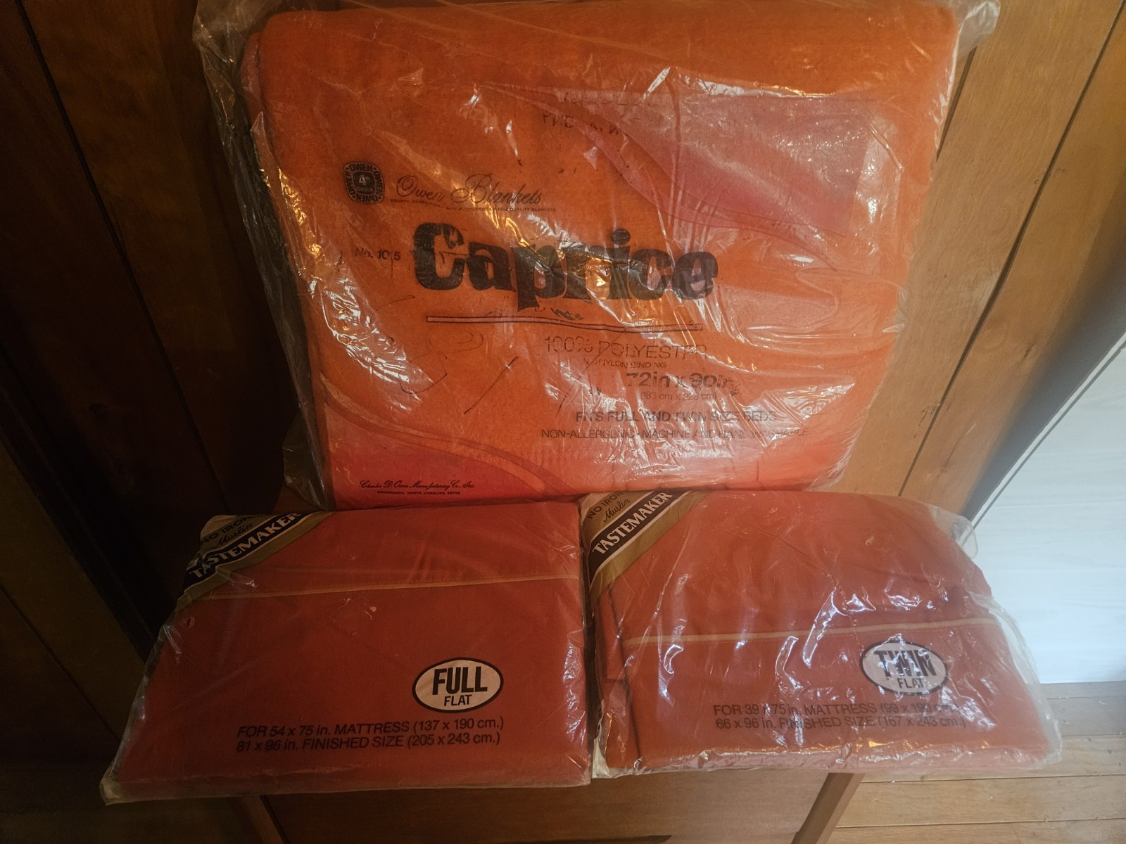 VTG NEW OWEN CAPRICE BURNT ORANGE BLANKET FULL/TWIN SHEETS Retro 70s VTG NEW OWEN CAPRICE BURNT ORANGE BLANKET FULL/TWIN SHEETS Retro 70s