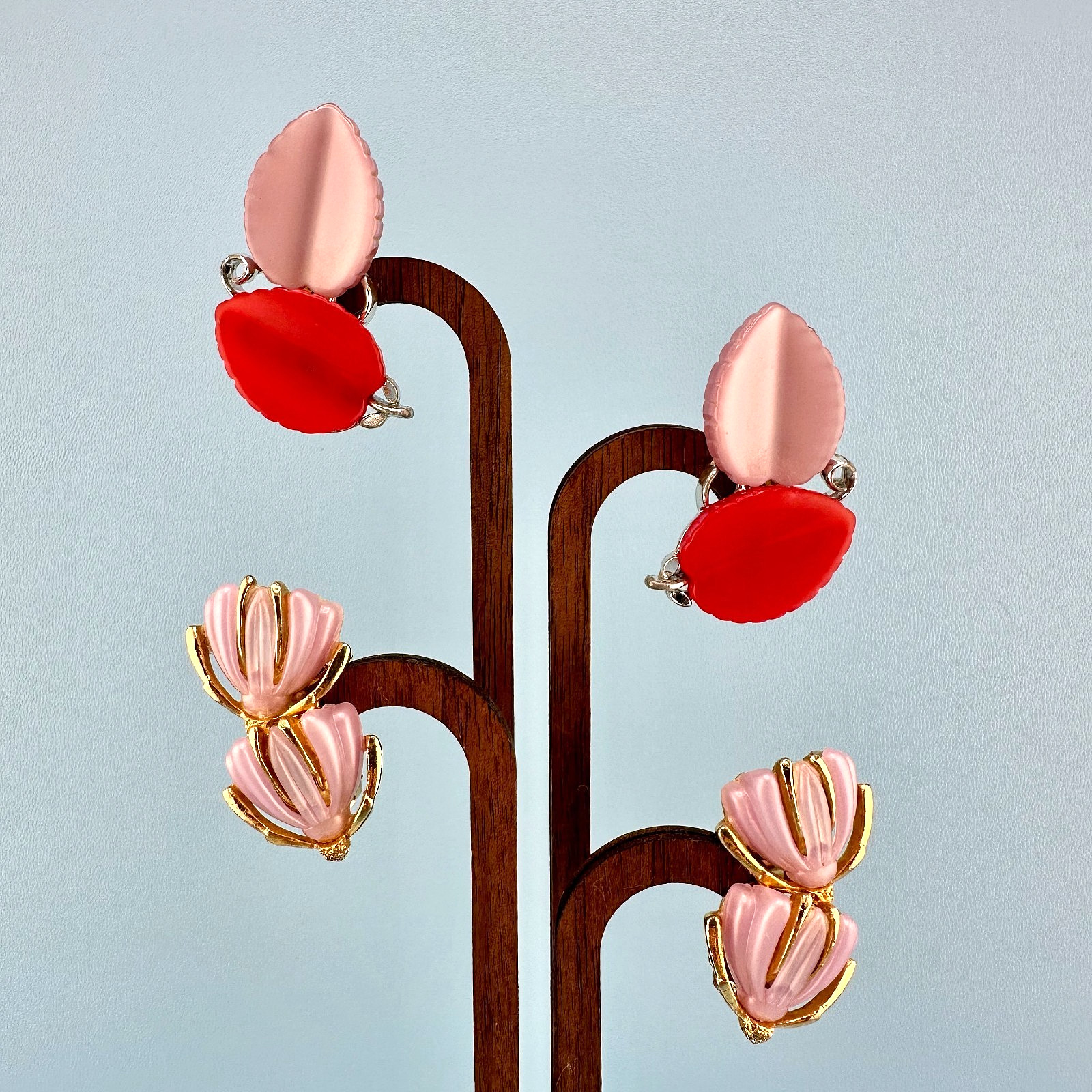 Vintage Thermoset Climber Earrings Lot Pink Petal Leaf Flower 1 Signed Lisner