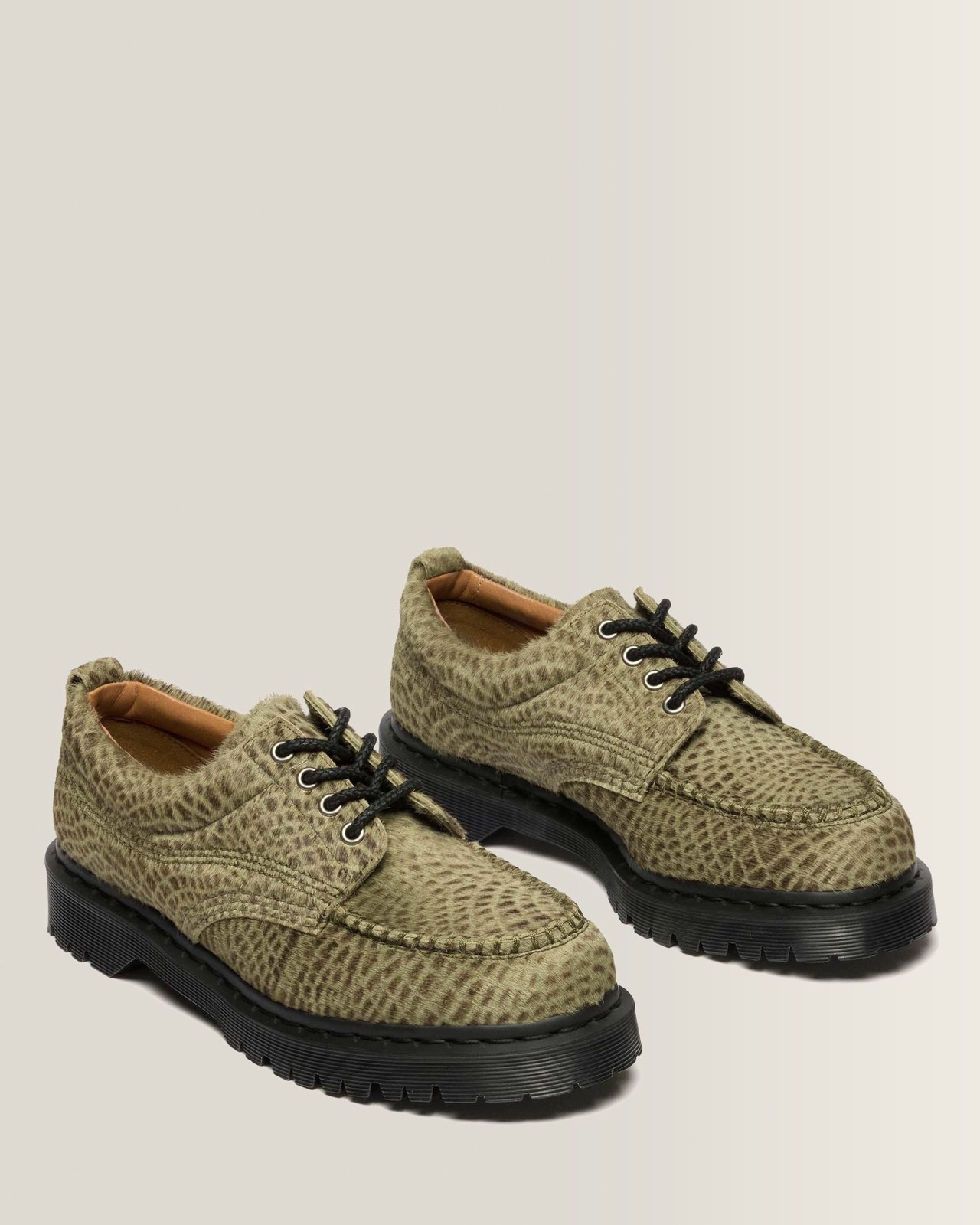 Dr. Martens Lowell Hair On Leather Moc Toe Shoes Olive Green Men\'s US M-7 |W-8 Dr. Martens Lowell Hair On Leather Moc Toe Shoes Olive Green Men\'s US M-7 |W-8