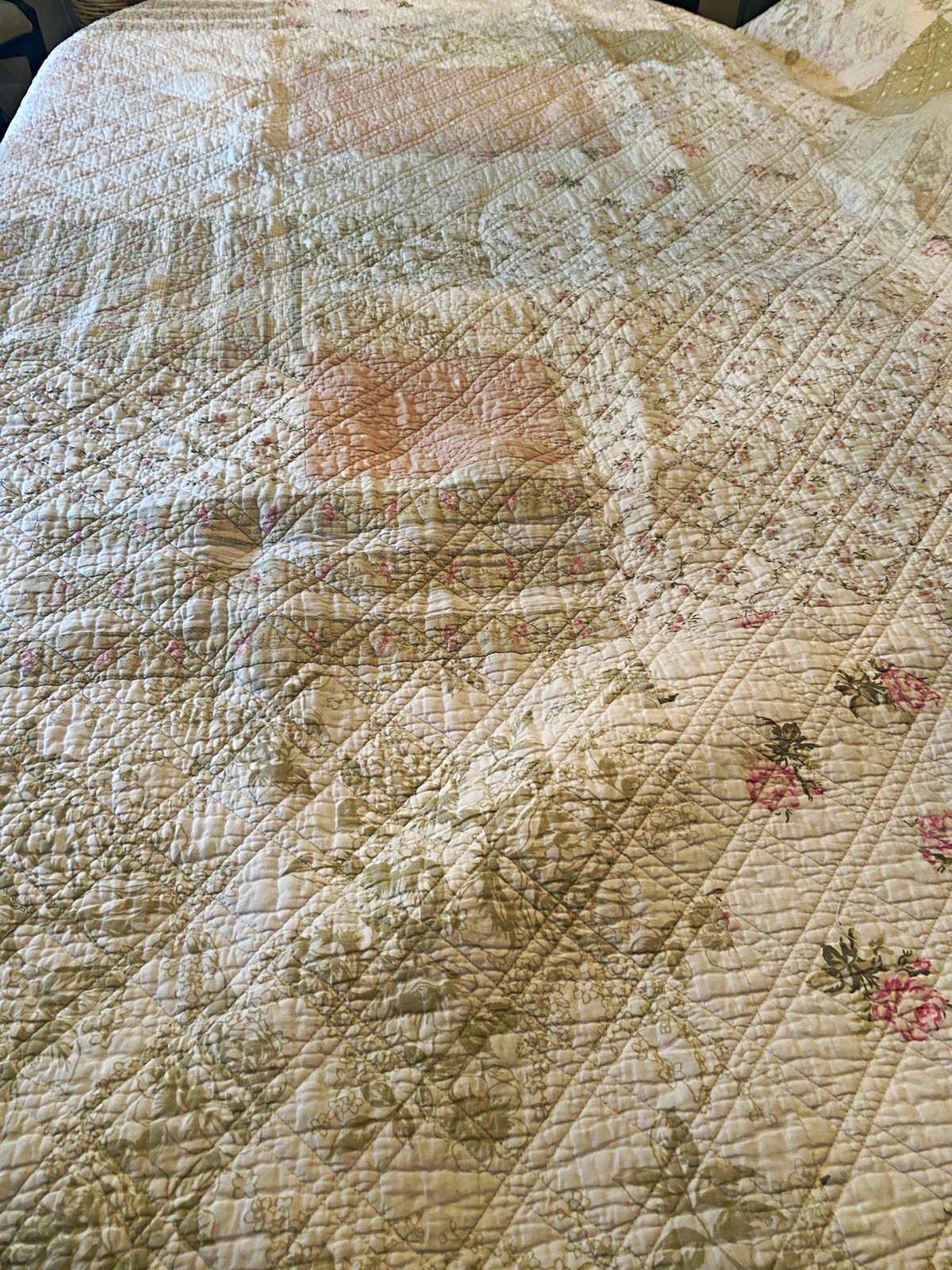 Carole Little Home Collection Quilted Floral Patchwork Shabby Chic Quilt