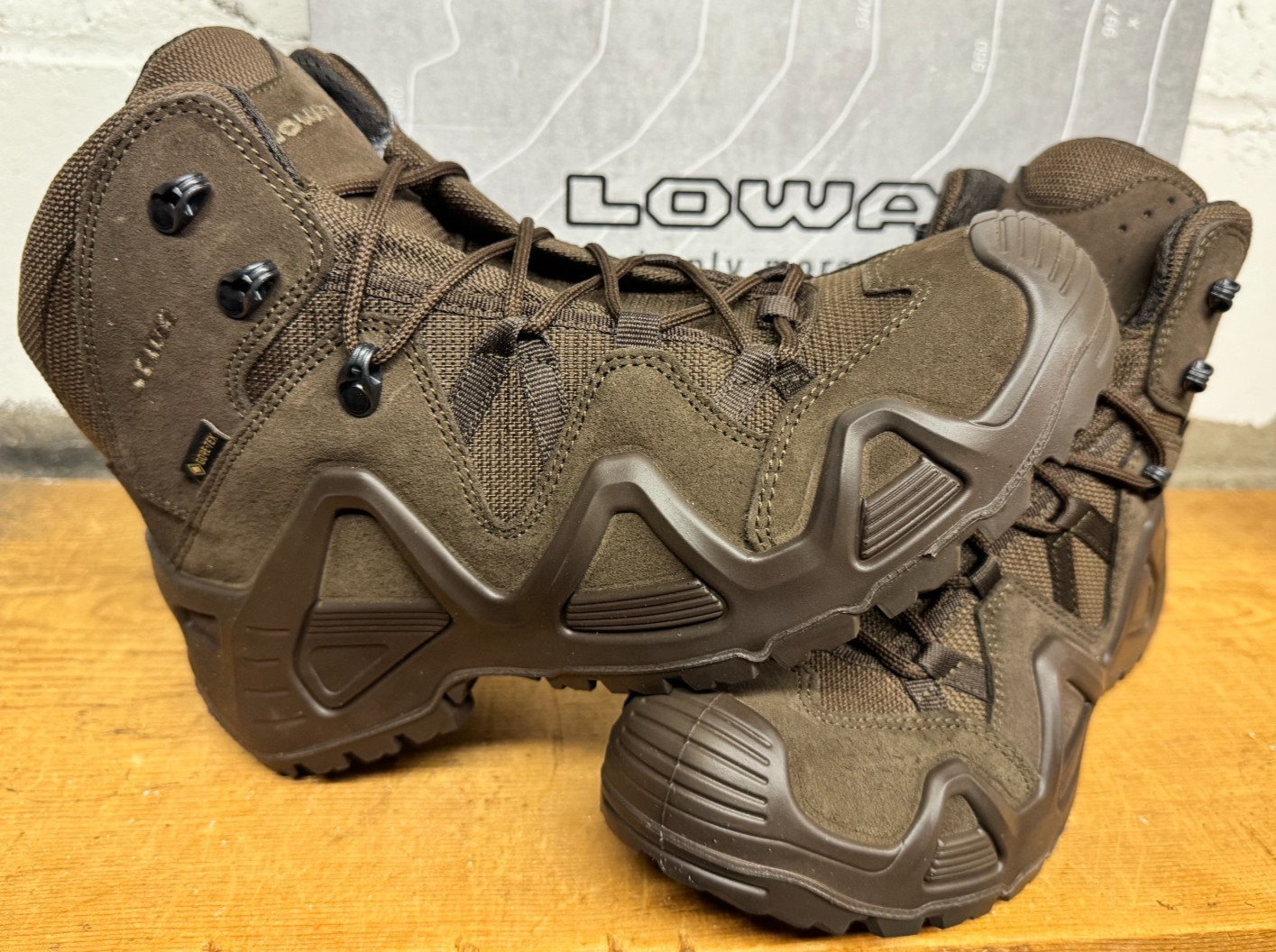 LOWA ZEPHYR GTX MID TF DARK BROWN 311537 0493 TASK FORCE COMBAT BOOT  NEW IN BOX