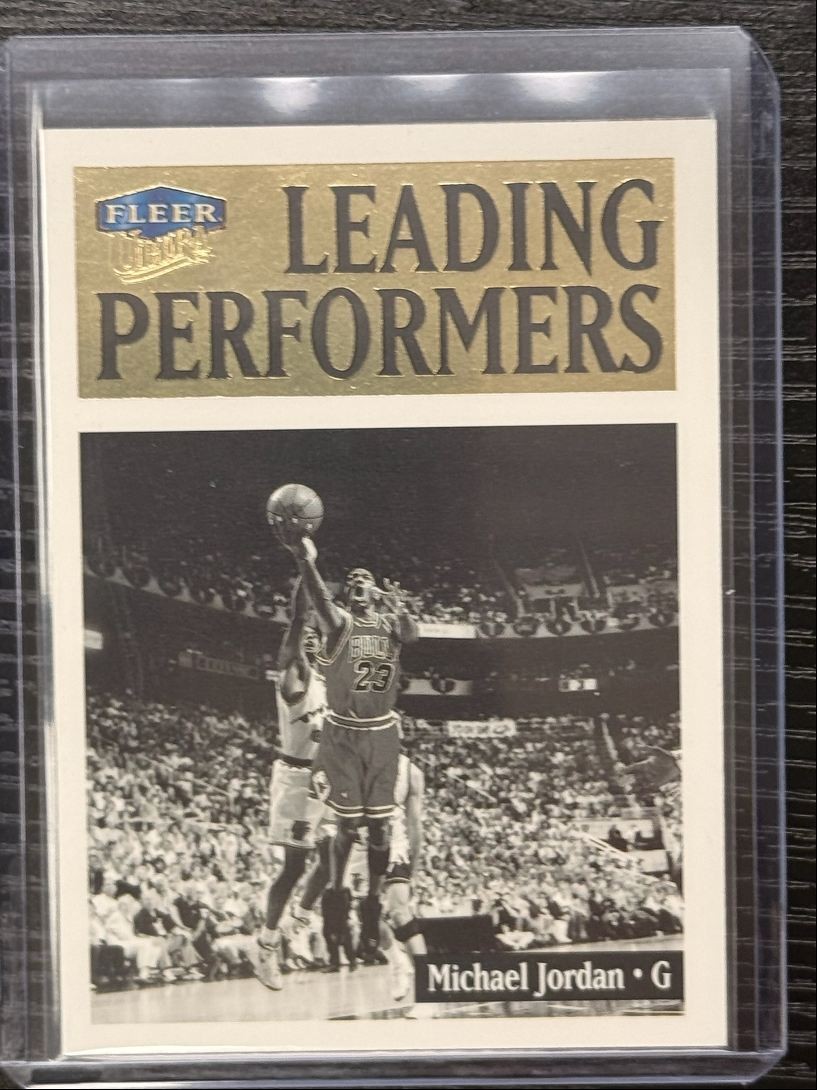 1998-99 Fleer Ultra Leading Performers Clean Michael Jordan Chicago Bulls #4