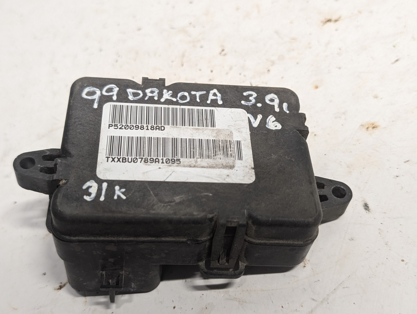1999 2001 DODGE DAKOTA ANTI LOCK BRAKE ABS SYSTEM CONTROL MODULE 52009818AD OEM